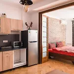Heart Of Downtown 3 Rooms Apartment Self Check In